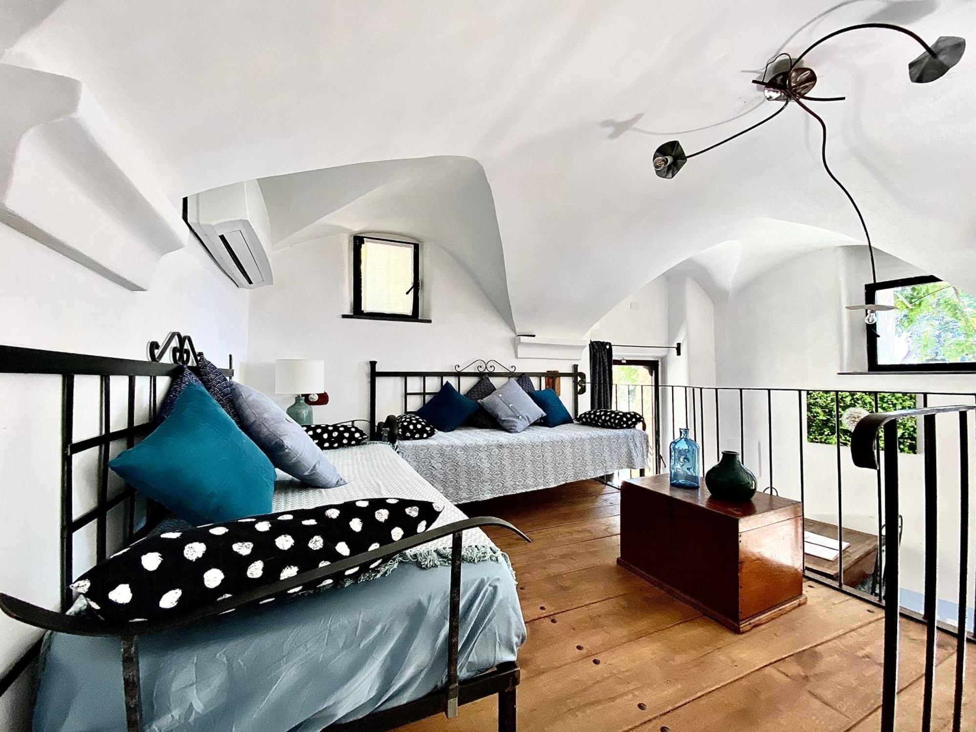Casa Vacanze A Lea L'Ua Finale Ligure Bilik gambar