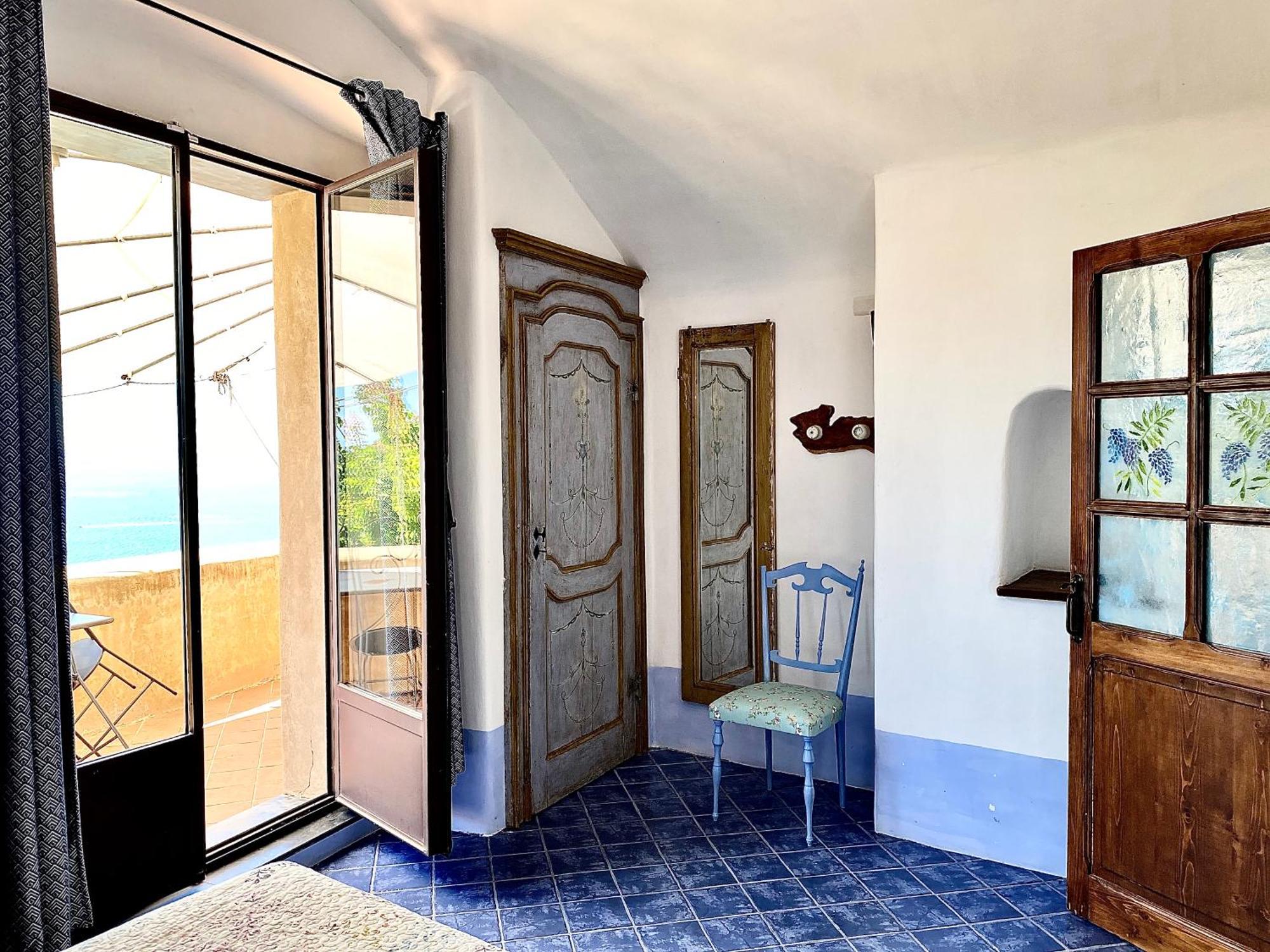 Casa Vacanze A Lea L'Ua Finale Ligure Bilik gambar